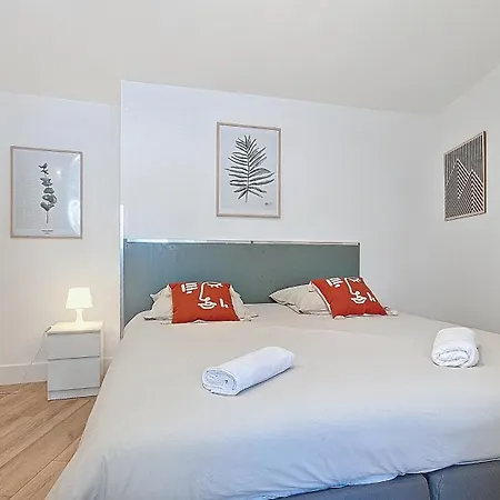 Residence Du Theatre, Appartements Avec Ou Sans Spa Moulins  Exterior photo