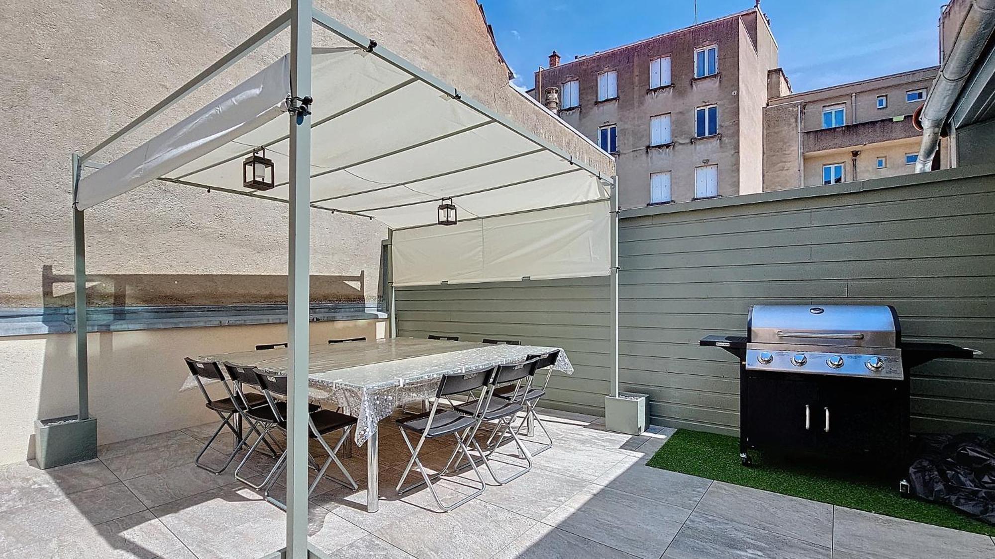 Apartment Du Theatre, Avec Ou Sans Moulins (Allier)