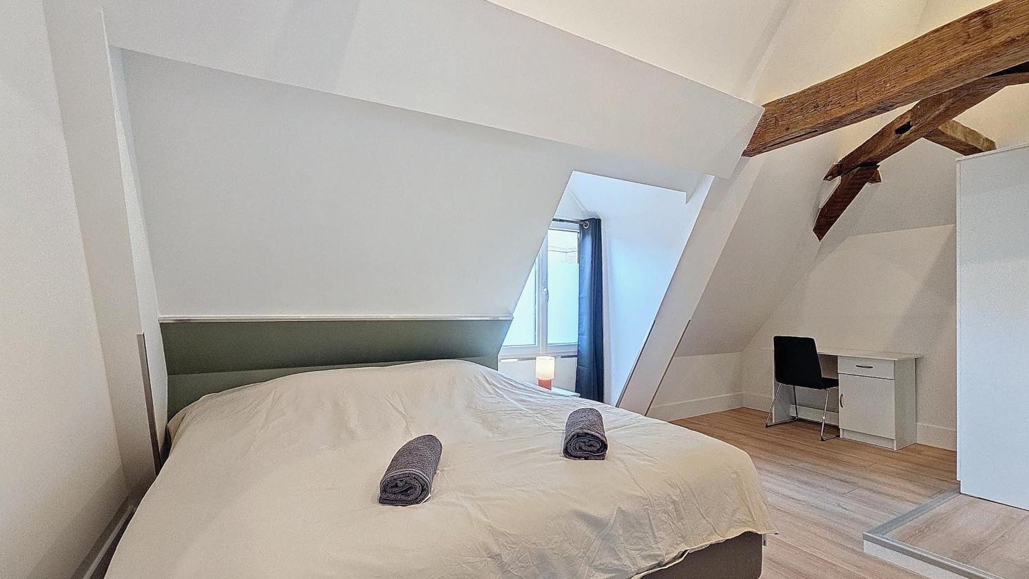 Apartment Du Theatre, Avec Ou Sans *